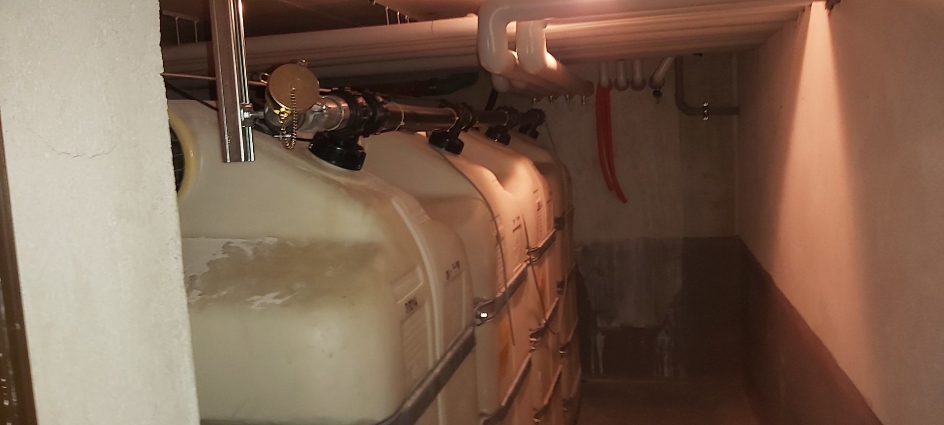 Gutachter Heizöltank Sachverständiger AwSV Prüfen WHG Heizöl Tank Biogasanlage Güllebehälter