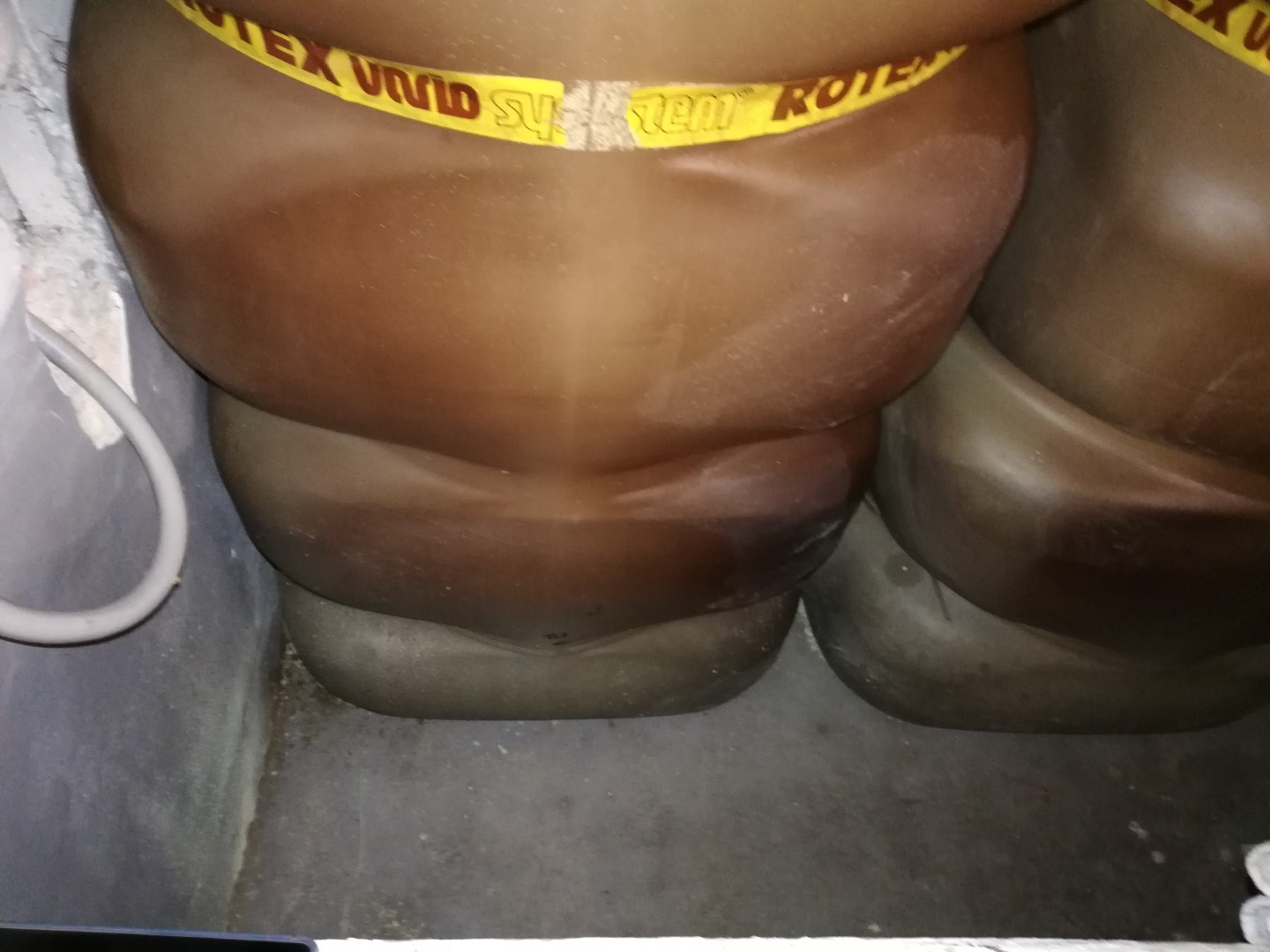 Gutachter Heizöltank Sachverständiger AwSV Prüfen WHG Heizöl Tank Biogasanlage Güllebehälter